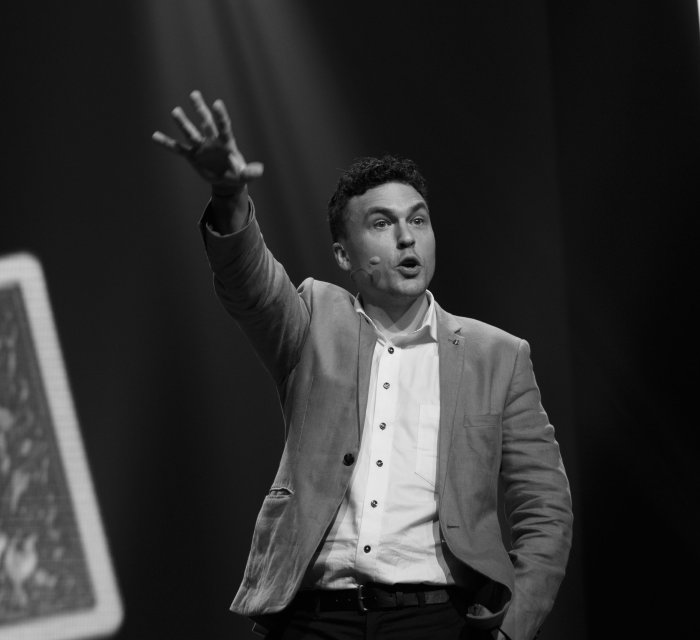 Andy Nunn - Feature Acts - A Sydney-based Mentalist from the UK, with over 25 ...