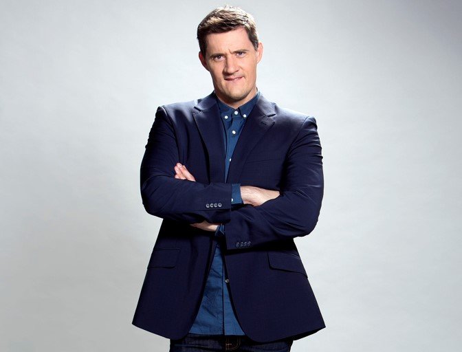 Ed Kavalee - Comedians - A regular panelist on Have You Been Paying Attenti ...